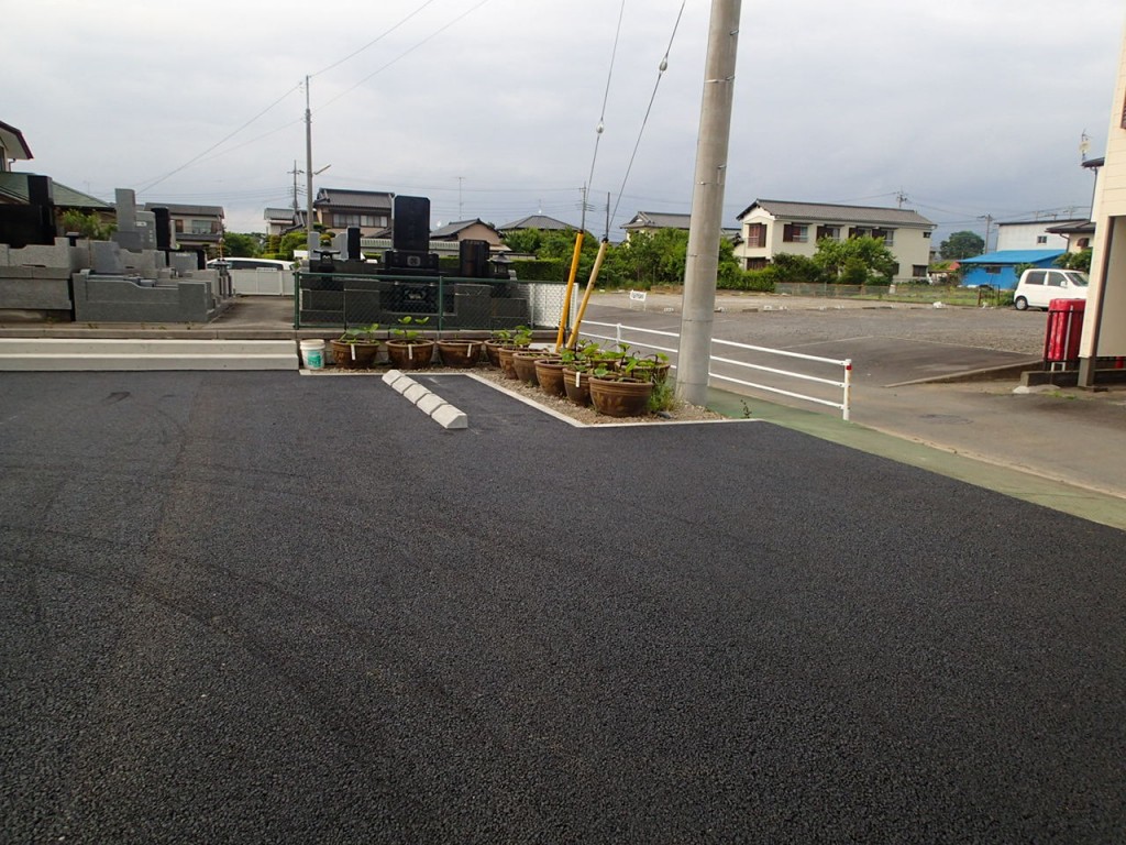 寺院駐車場