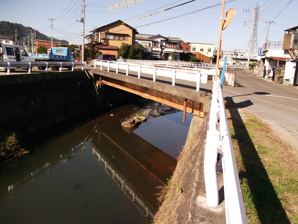 橋架け替え